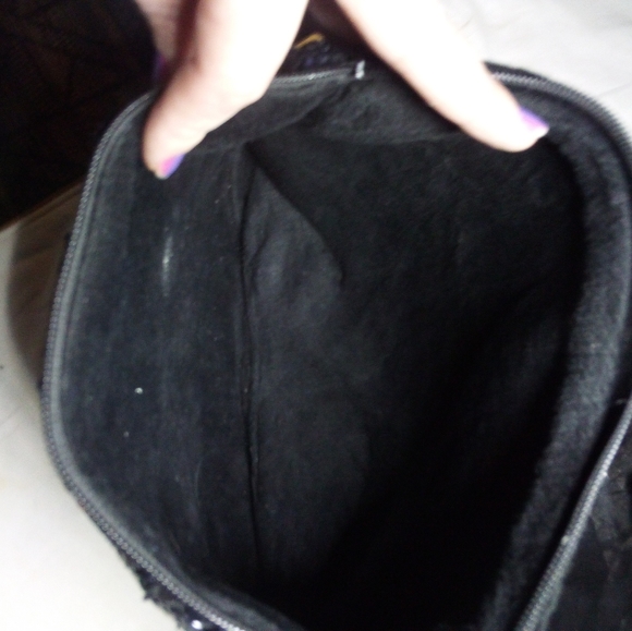 Purse - Picture 4 of 4